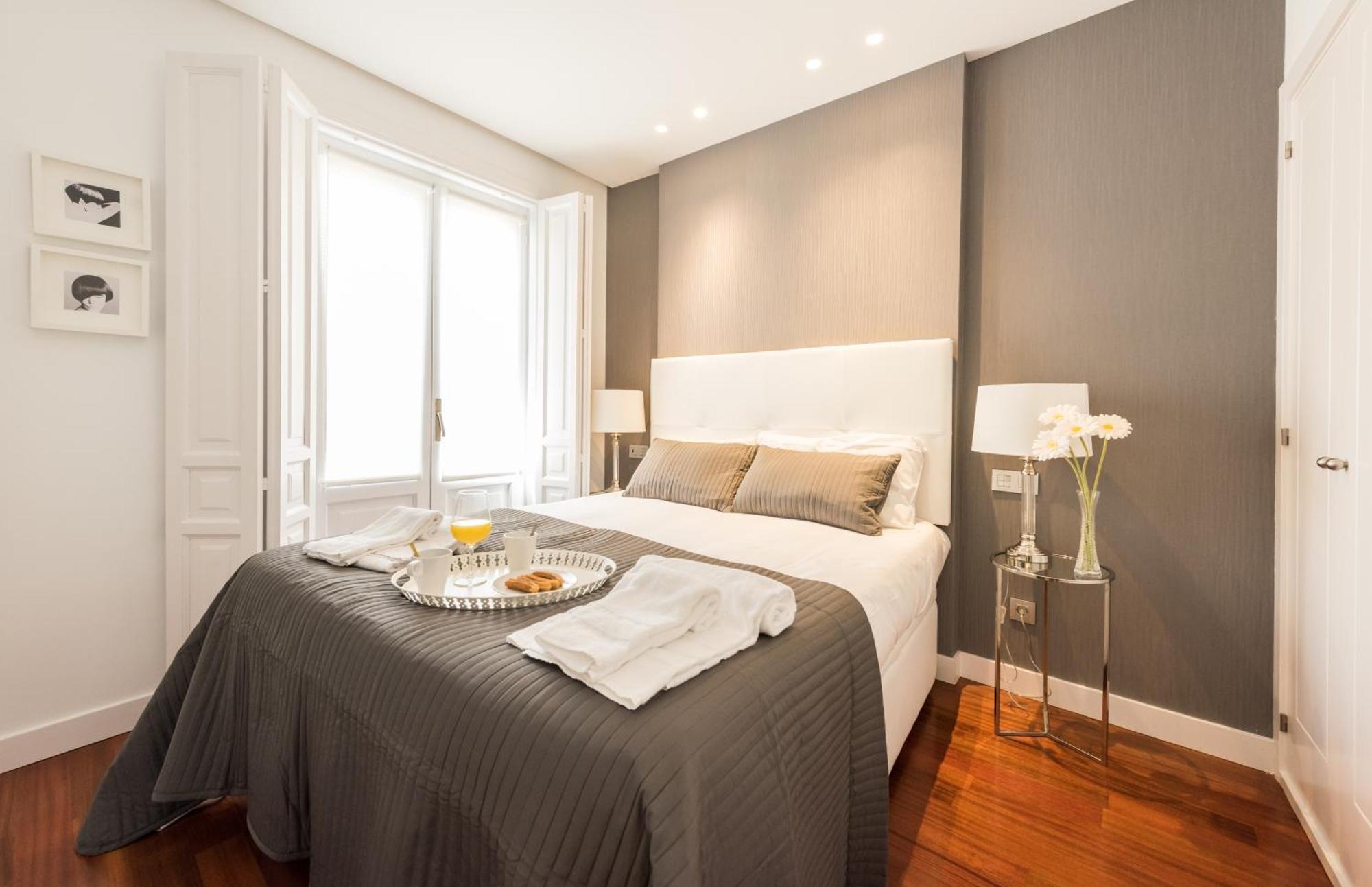 Santa Ana Plaza Apartment Madrid Ngoại thất bức ảnh