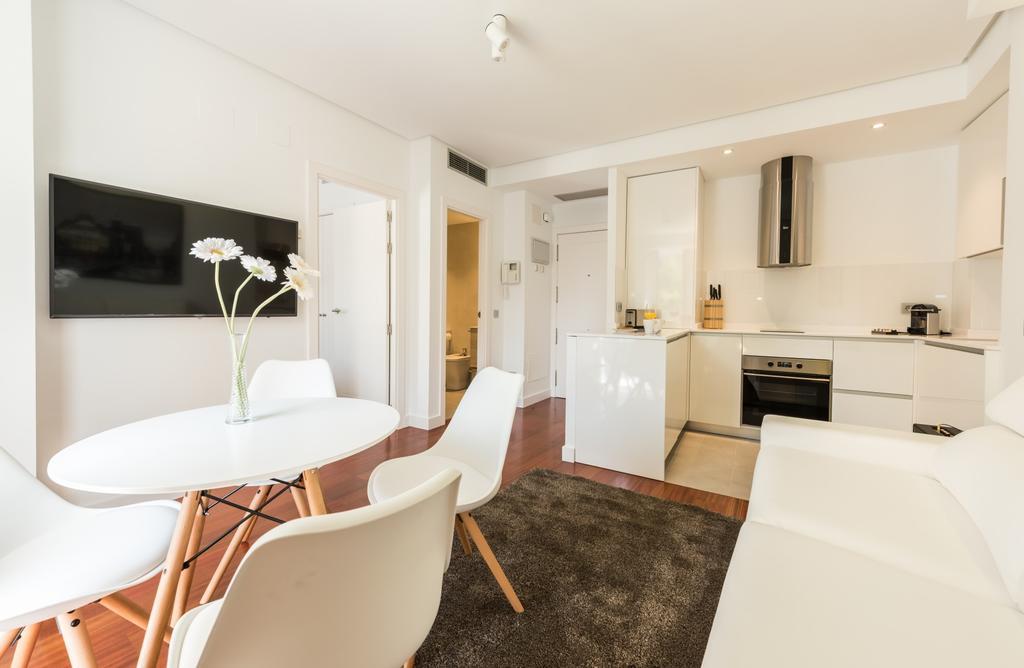 Santa Ana Plaza Apartment Madrid Ngoại thất bức ảnh