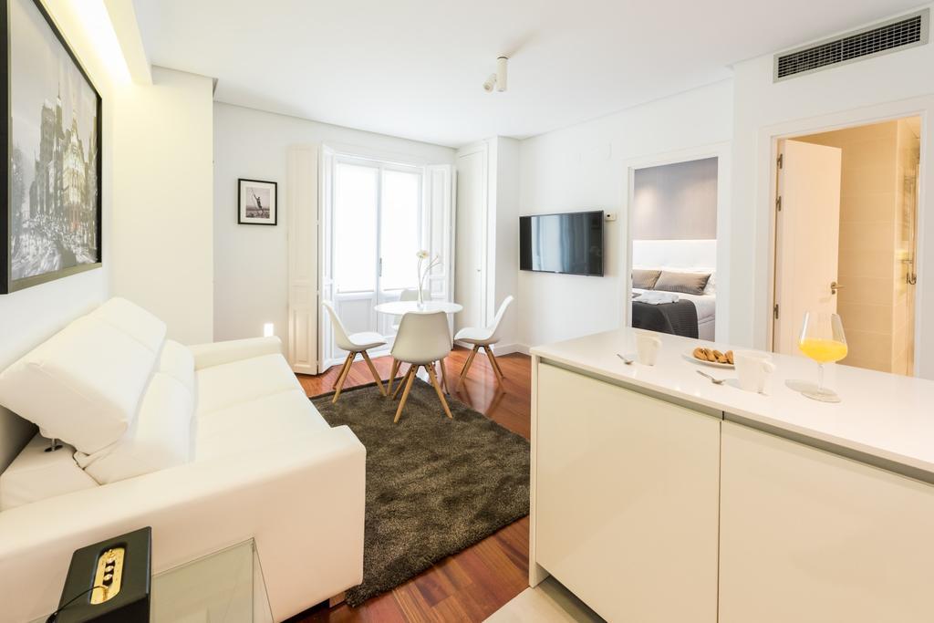Santa Ana Plaza Apartment Madrid Ngoại thất bức ảnh