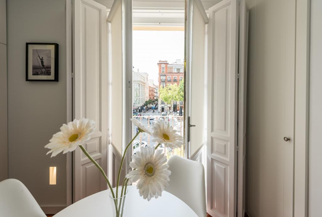 Santa Ana Plaza Apartment Madrid Ngoại thất bức ảnh